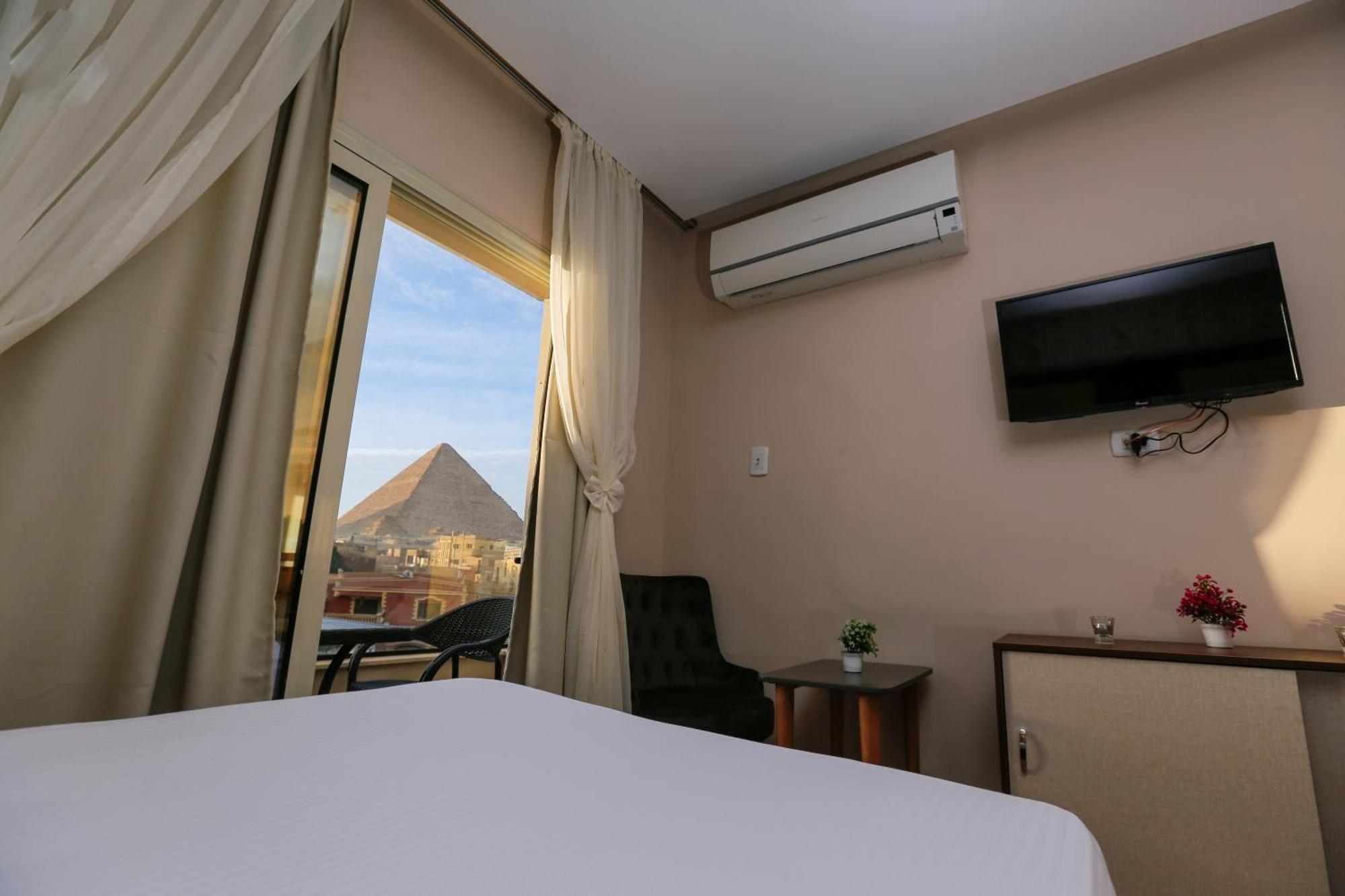 Sky Pyramids View Hotel Cairo Exterior photo